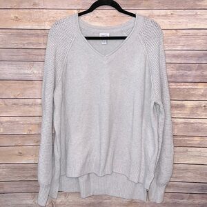 Rue21 Gray HiLo Tunic Sweater- NWT-Size M- SOFT
